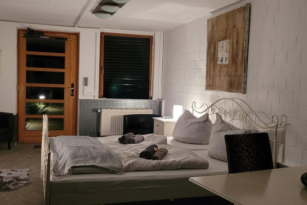Villa Kunterbunt, W-Lan, Office เลเวอร์คูเซน ภายนอก รูปภาพ